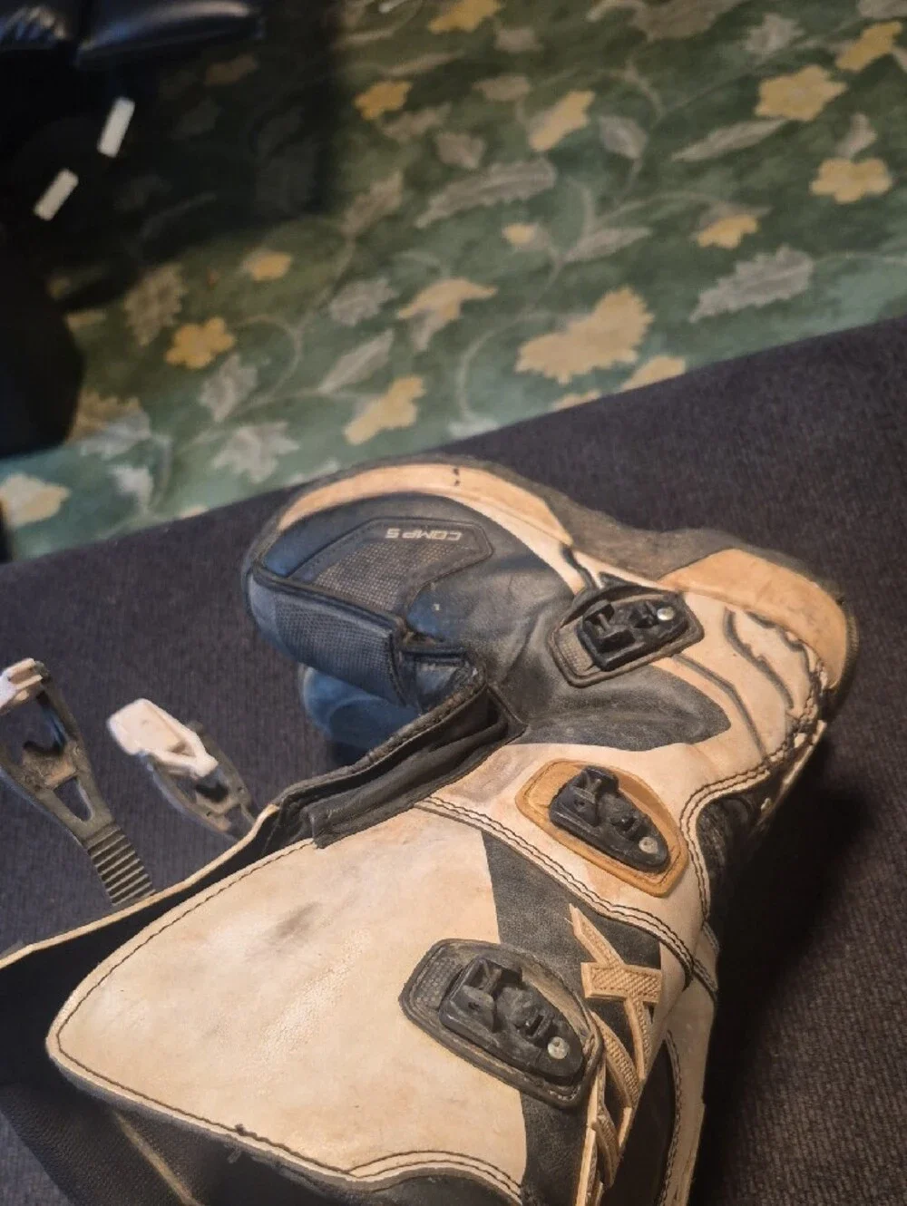 Fox Men’s Black and White Motocross Comp 5 Boots